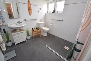 - click for photo gallery